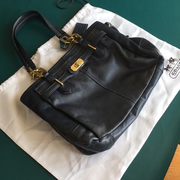 Coach Handbags - Coach Jayden Carry All
